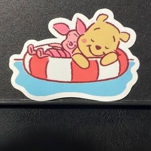 POOH AND PIGLET FLOATING  STICKER